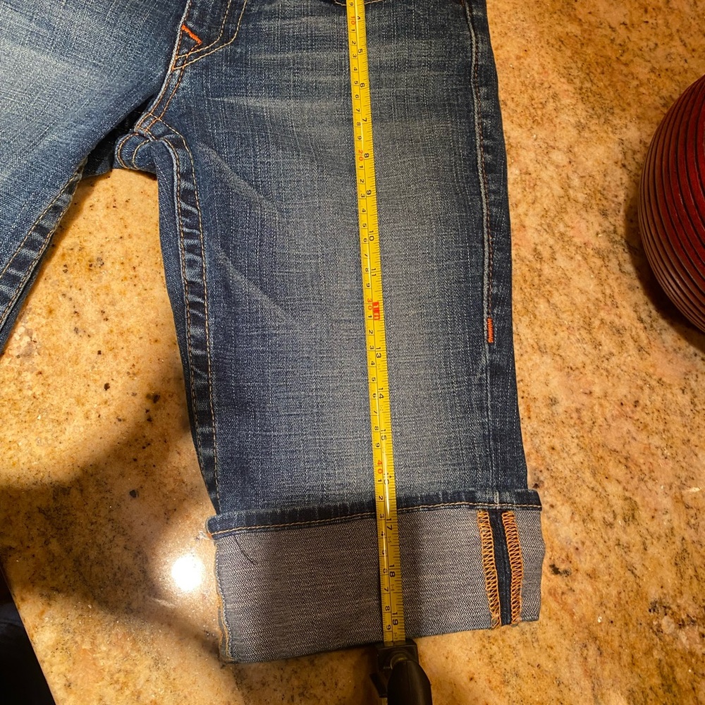 True religion denim shorts, size 28 Like new - Picture 9 of 11